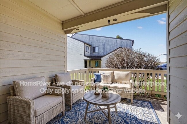 Building Photo - 80 Sandra Rd