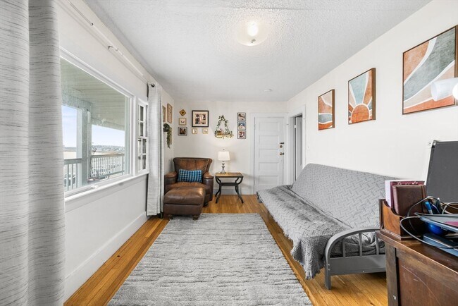 Building Photo - 249 Winthrop Shore Dr