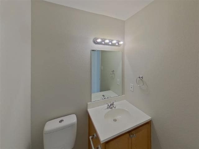 Building Photo - 736 Elizabeth Dr