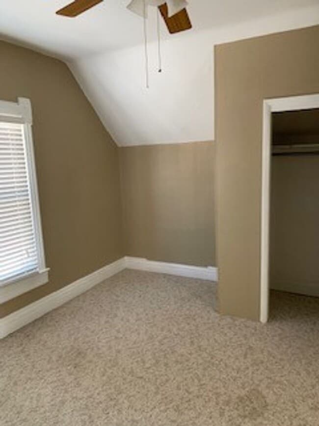 Building Photo - FIVE BR, 2 BA HOUSE in Jesup