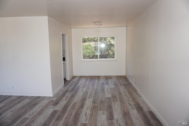 Building Photo - 142 El Poco Pl