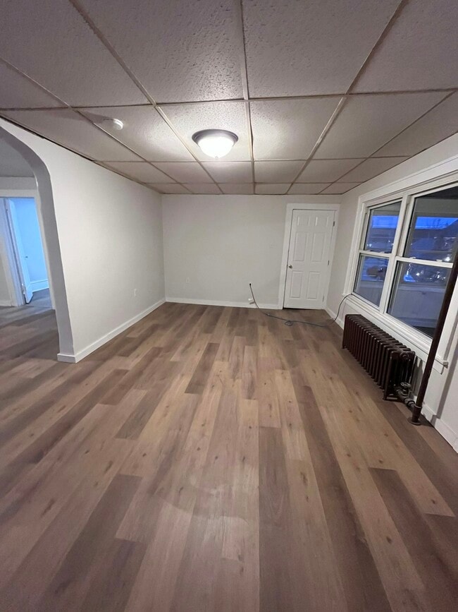 Building Photo - 114 N Thomas Ave