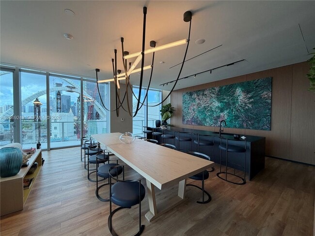 Building Photo - 1400 Biscayne Blvd
