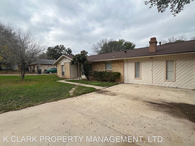 Building Photo - 4 br, 2 bath House - 3126 MEADOW CREEK