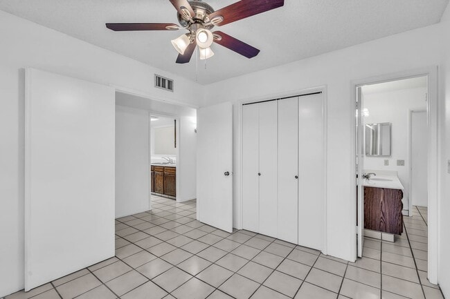 Building Photo - 7860 E Baker St