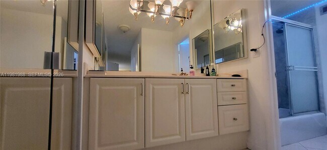 Building Photo - 3800 S Ocean Dr