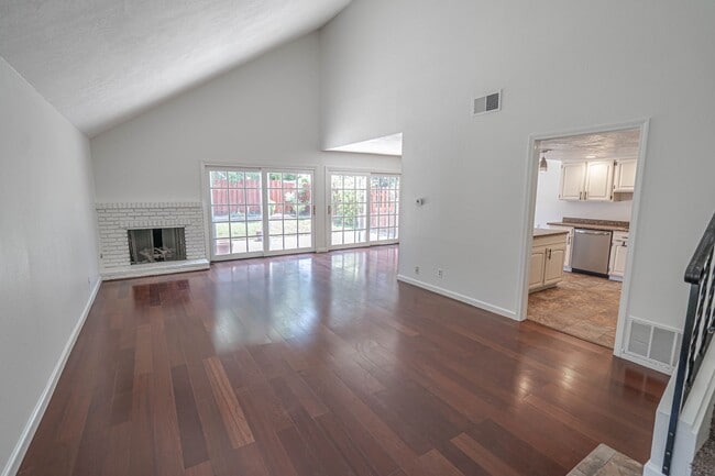 Building Photo - 27020 Rio Pecos Dr