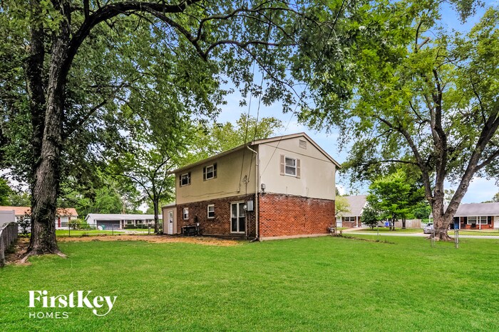 Building Photo - 230 Patterson Ln