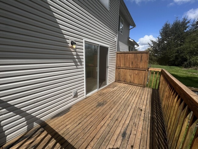 Building Photo - 3709 87th Ave NE