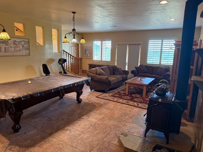 Building Photo - Truly unique and one of a kind Baker Reservoir home. Price Reduced! 3-Month Lease Option Available!