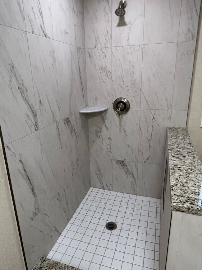 Building Photo - 2 br, 2 bath House - 190 Norfolk Avenue