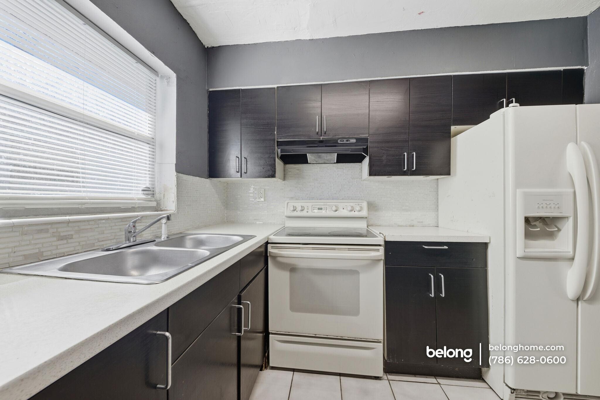 Building Photo - 1439 NW 8th Ave