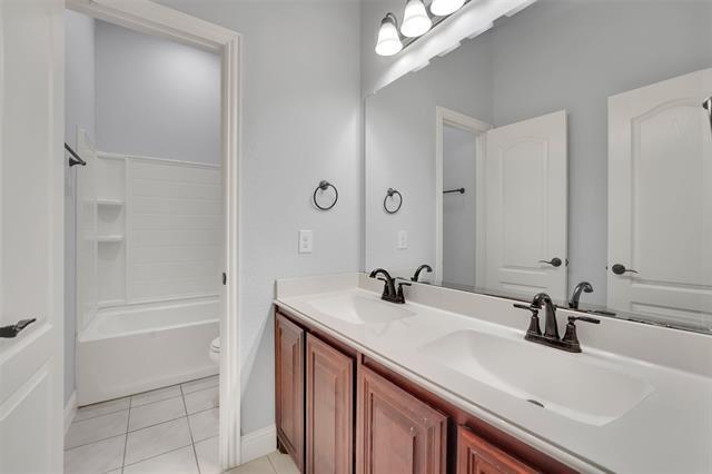 Building Photo - 2616 Tinsley Dr