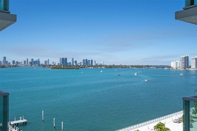 Building Photo - 1000 West Ave