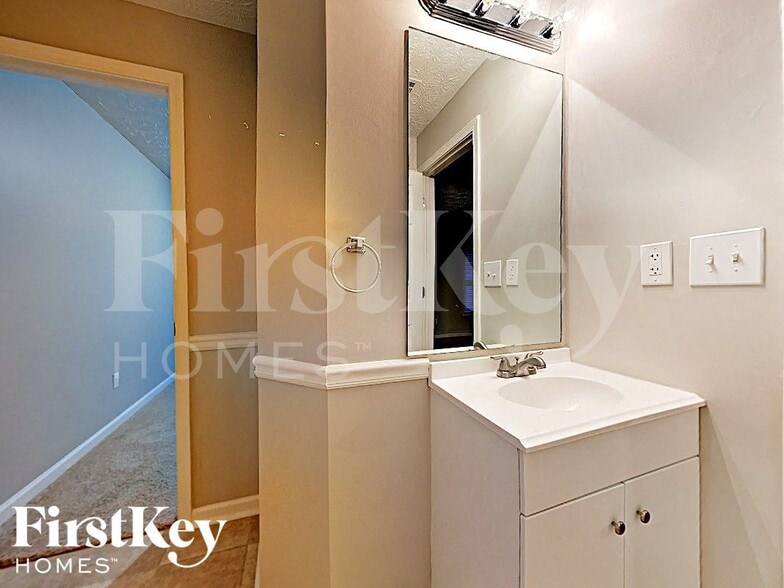 Building Photo - 35 Pebble Brooke Pass