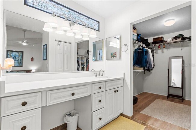 Building Photo - 4518 NW 20th Ter