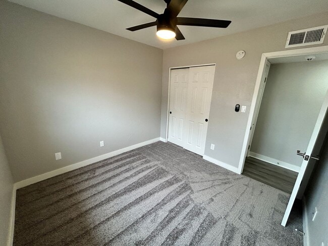 Building Photo - Heavily Upgraded N. Phx 4/2 w/Pool + 1 Car...
