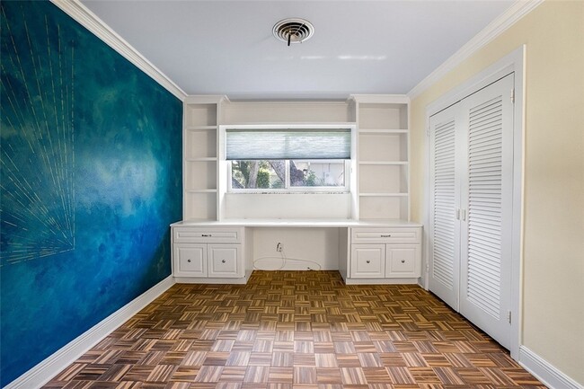 Building Photo - 500 Gardenia Ln