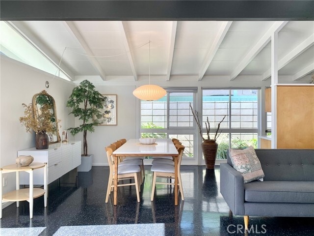 Building Photo - 3168 Stevely Ave