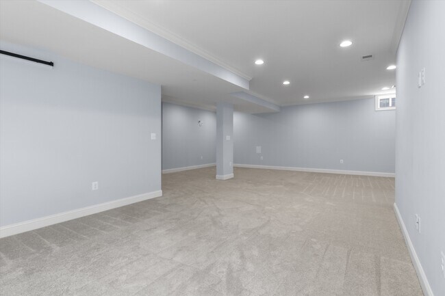 Building Photo - 15224 Grigsby Pl
