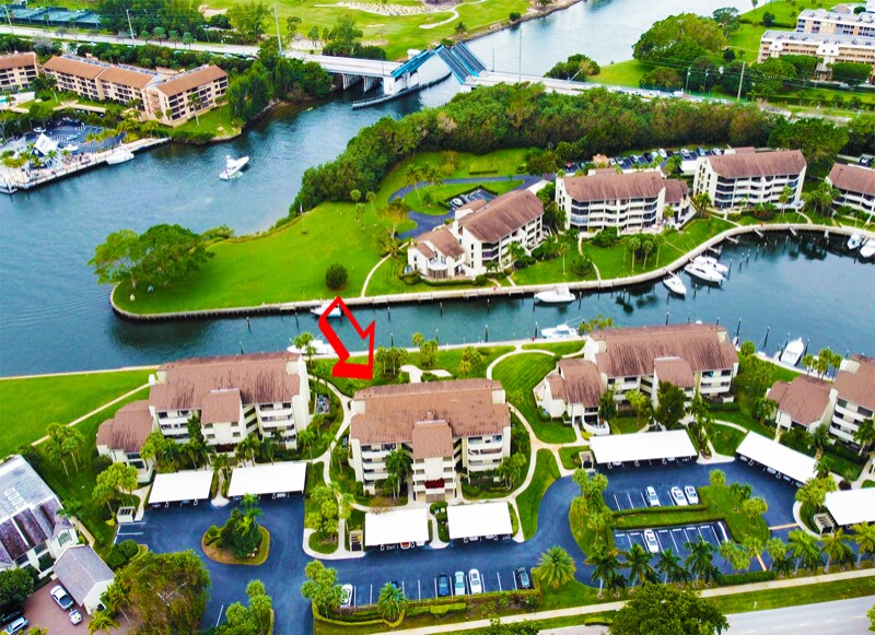 Building Photo - 1117 Marine Way E