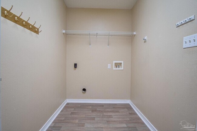 Building Photo - 2136 Ainsdale Ct