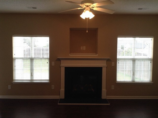 Building Photo - 3607 Sunset Hollow Dr