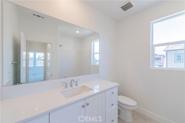 Building Photo - 446 Lobata