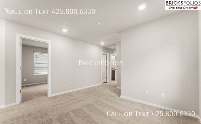Building Photo - Soothing Retreat in Stunning Bremerton
