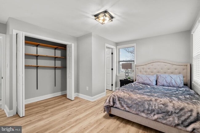 Building Photo - 10530 Scaggsville Rd