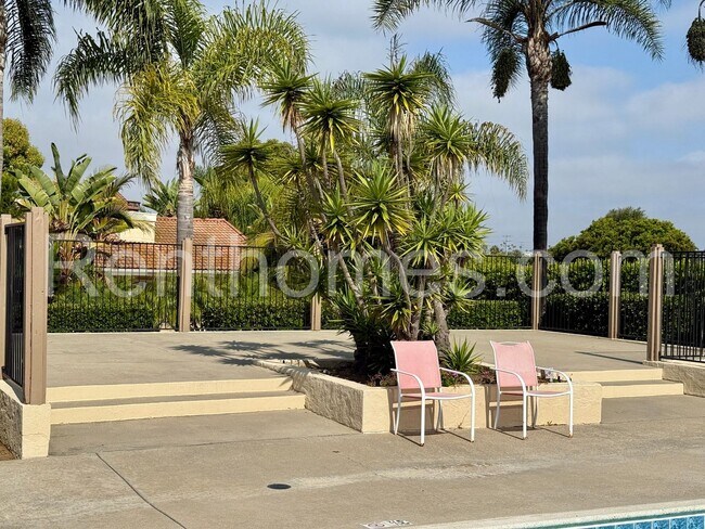 Building Photo - 1230 Granada Way