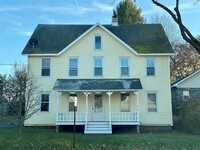 Building Photo - 12 Alden Pl