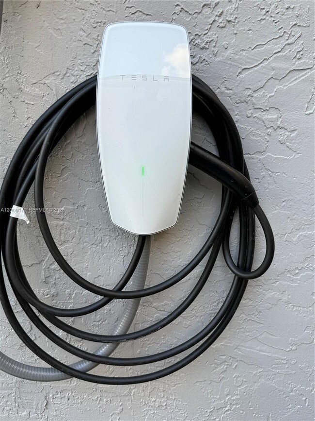 Building Photo - 1441 NW 122nd Terrace