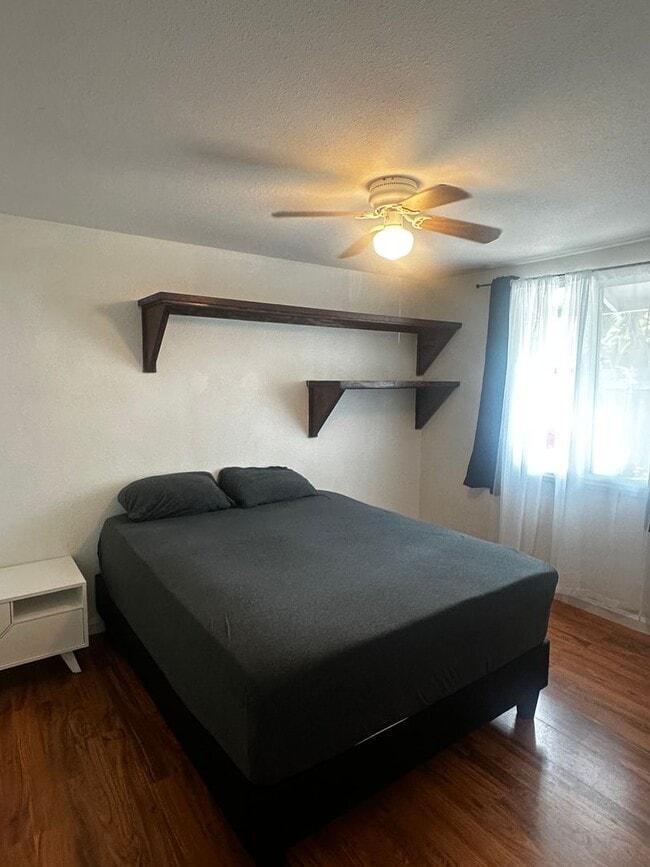 Building Photo - Highly Desirable single level 3 bedroom 2 bath home in Kailua