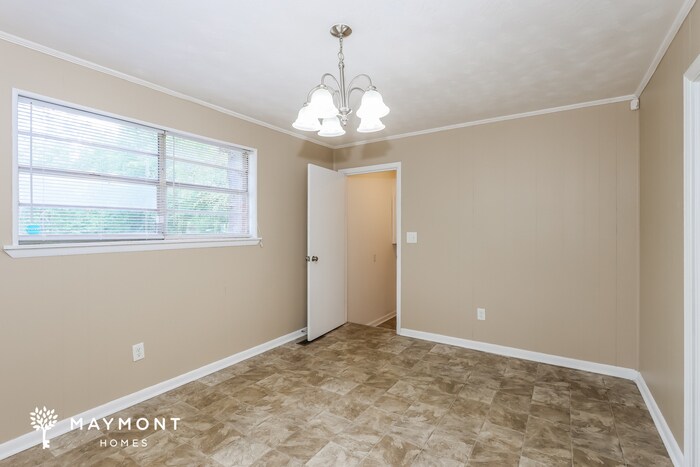 Building Photo - 4113 N Sylvania Ct