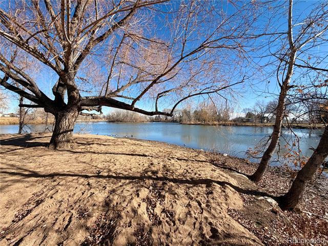 Building Photo - 4095 W Arizona Ave