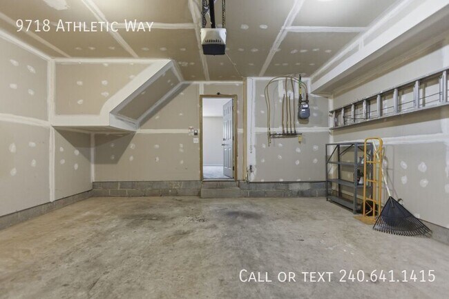 Building Photo - 9718 Athletic Way