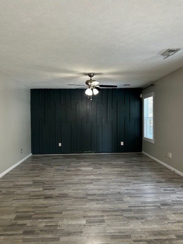 Building Photo - 368 Peppercorn Ln