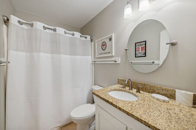 Building Photo - 462 Masters Dr