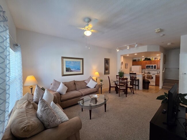 Building Photo - 4600 Yellowgold Rd W