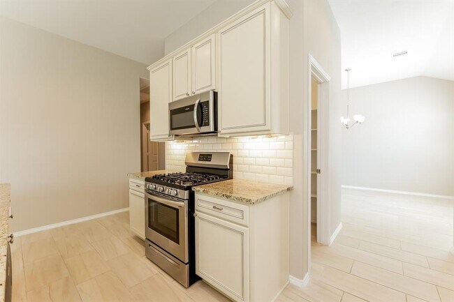 Building Photo - 5647 Claymore Meadow Ln
