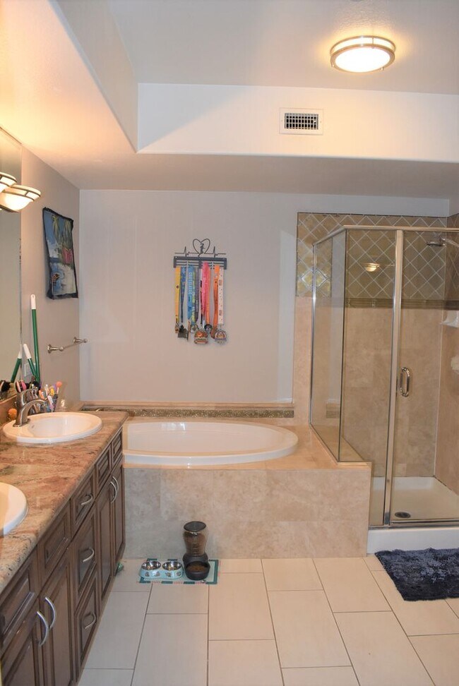 Building Photo - 8355 Station Village Ln