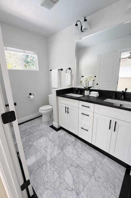 Building Photo - 19275 Cresthaven Ln