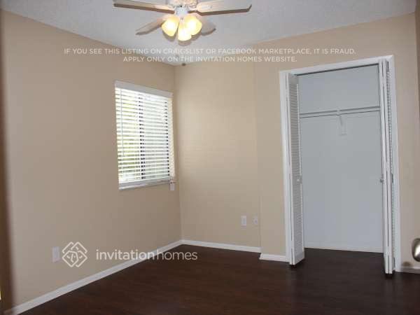 Building Photo - 4005 Stonehaven Rd