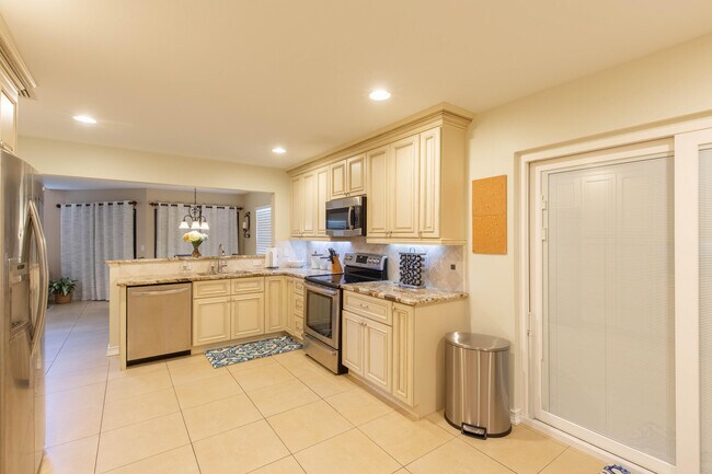 Building Photo - 1772 Harborside Cir