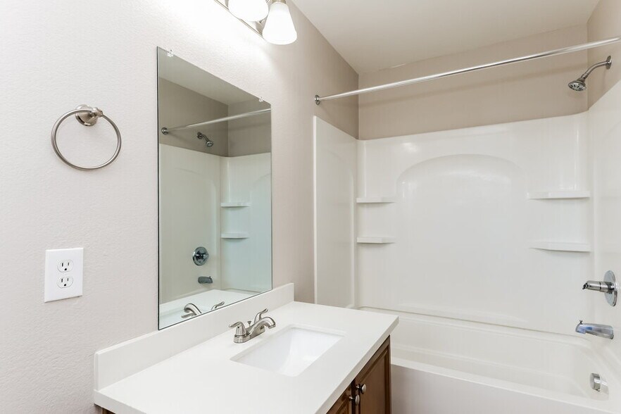 Building Photo - 9521 Colorado Blue St