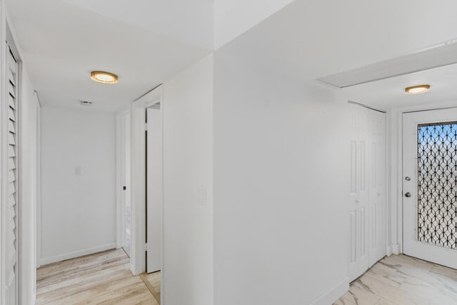 Building Photo - 9233 SW 8th St