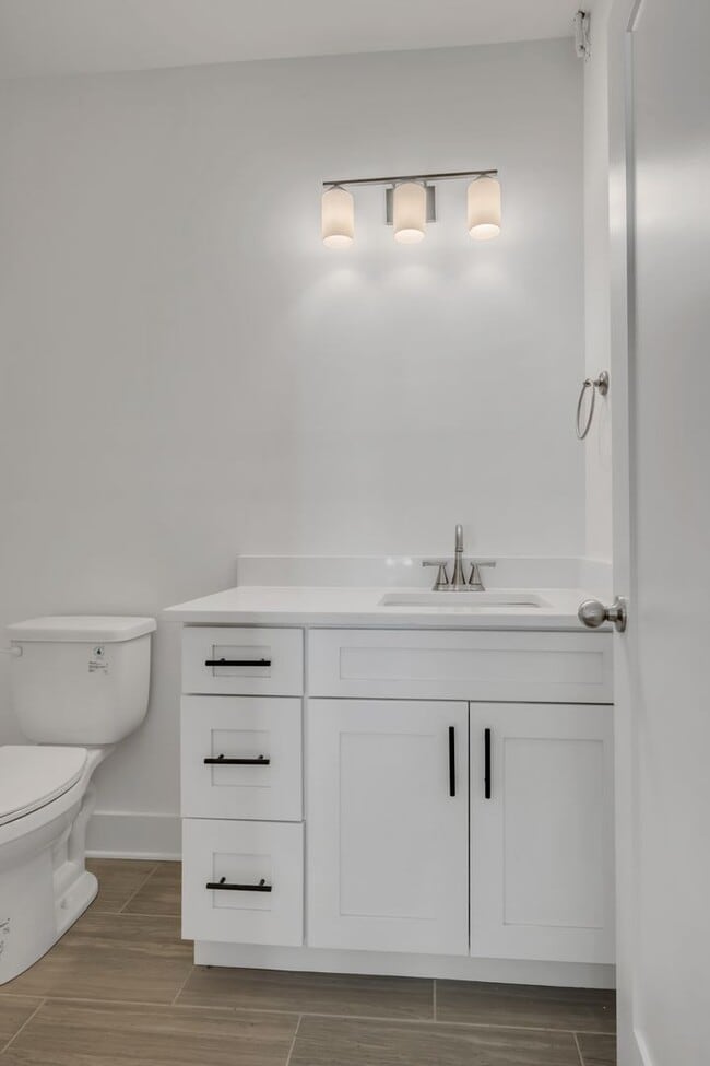 Building Photo - 4BR/4BA New Build in Old Hickory