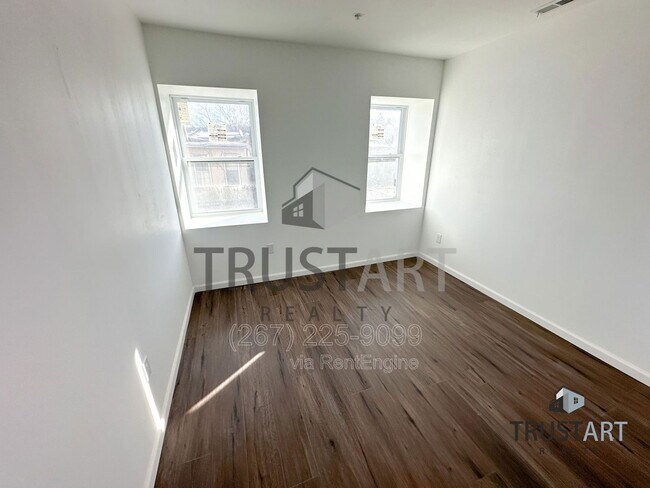 Building Photo - 2317 N 15th St