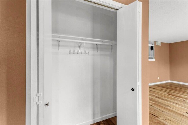 Building Photo - 1809 Coronado Hills Dr